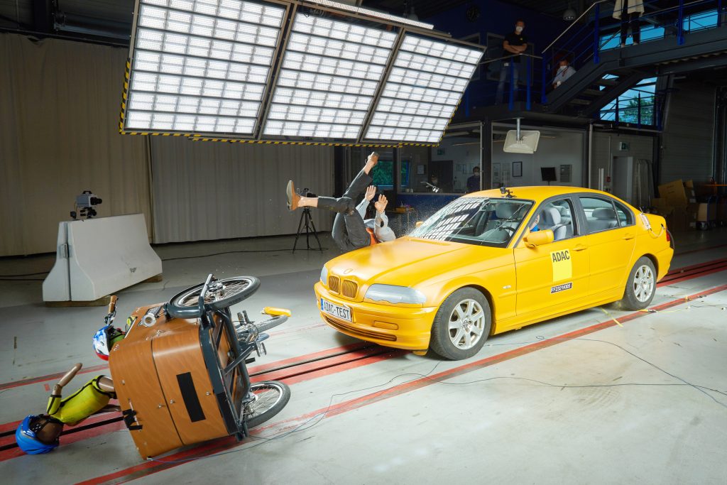 ADAC testet Fahrradsysteme zum Kindertransport